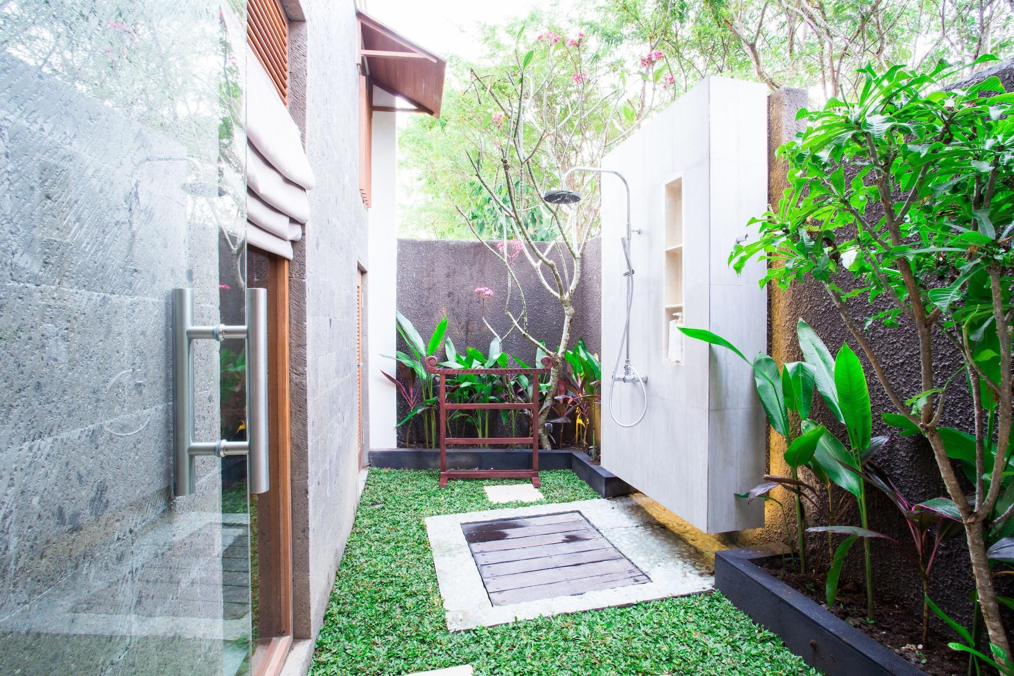 Villa DK - Bali Nusa Dua  Eksteriør billede