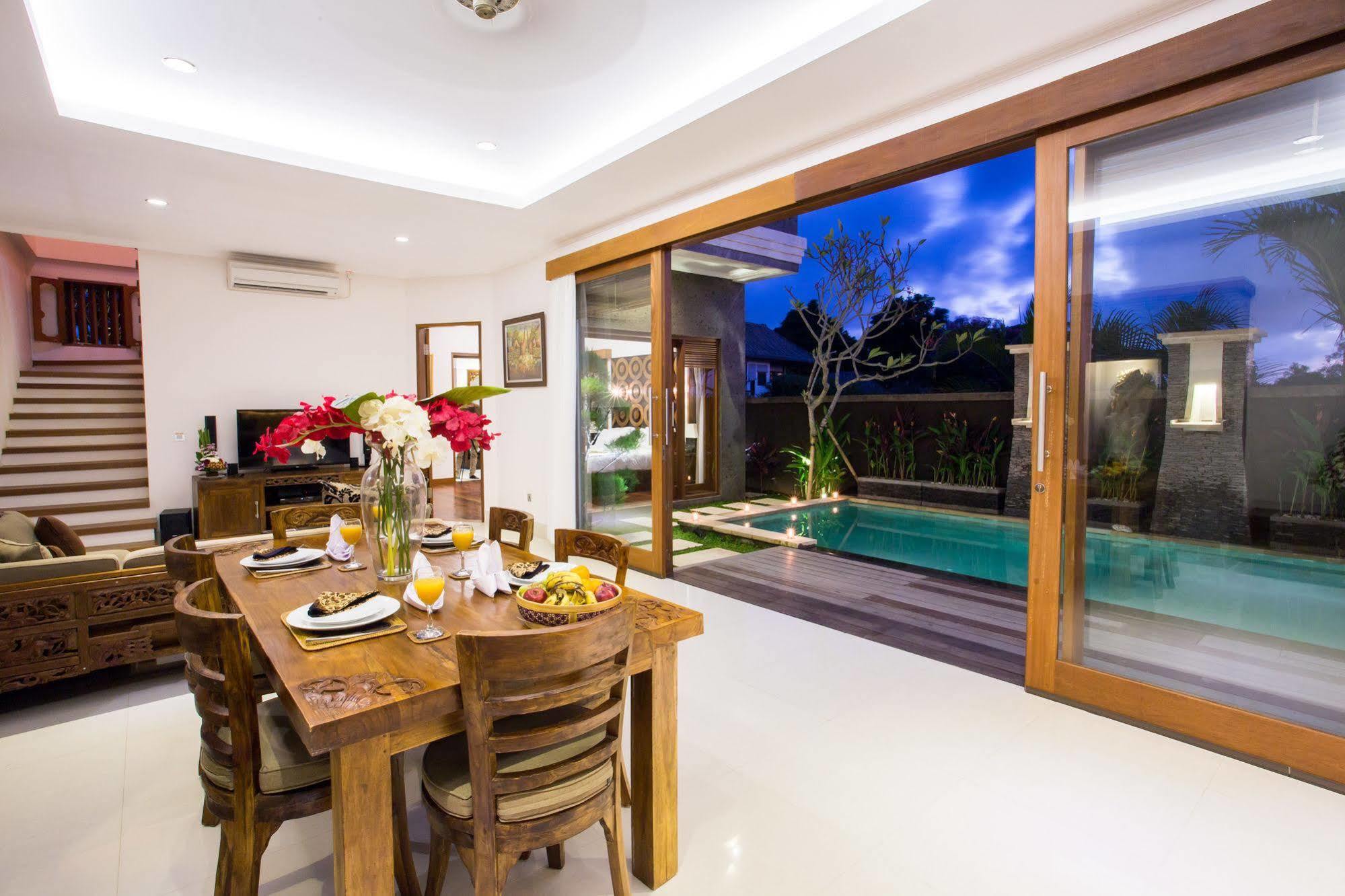 Villa DK - Bali Nusa Dua  Eksteriør billede